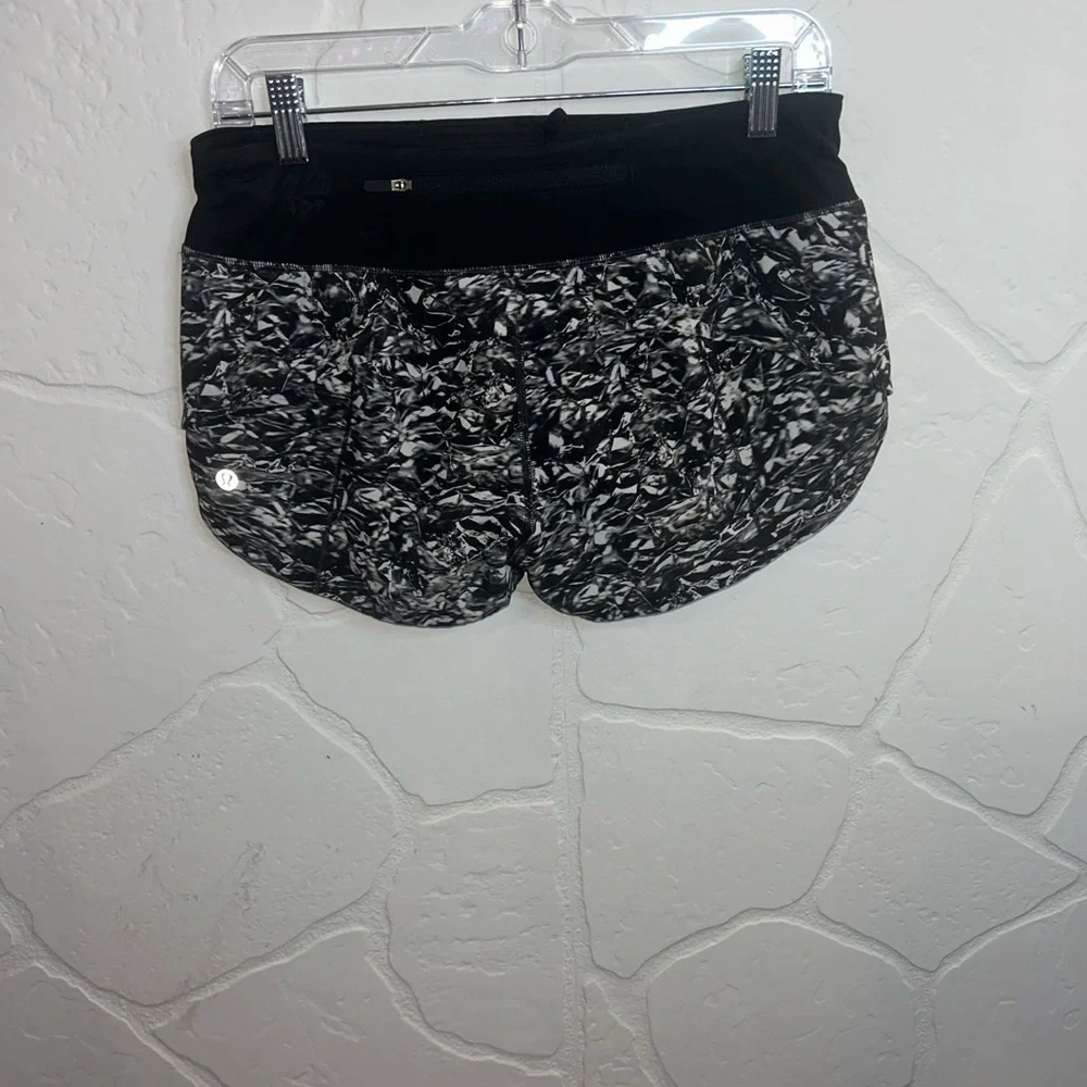 lululemon athletica Black and White Patterned Athletic Shorts - Picture 2 of 5